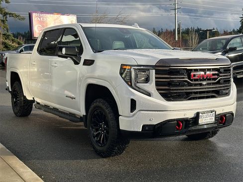 Used 2022 GMC Sierra 1500 AT4X image 40