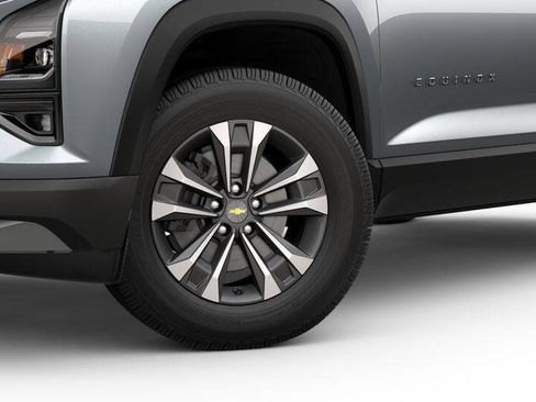 New 2026 Chevrolet Equinox LT w/ Safety and Technology Package AWD/4WD image 30