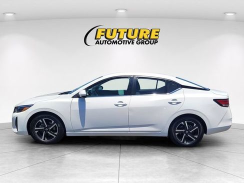 Certified 2024 Nissan Sentra SV FWD image 6