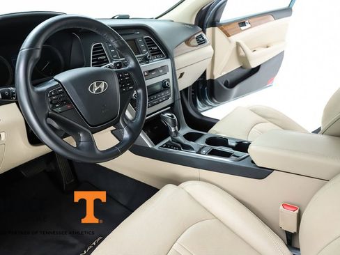 Used 2015 Hyundai Sonata Limited image 56