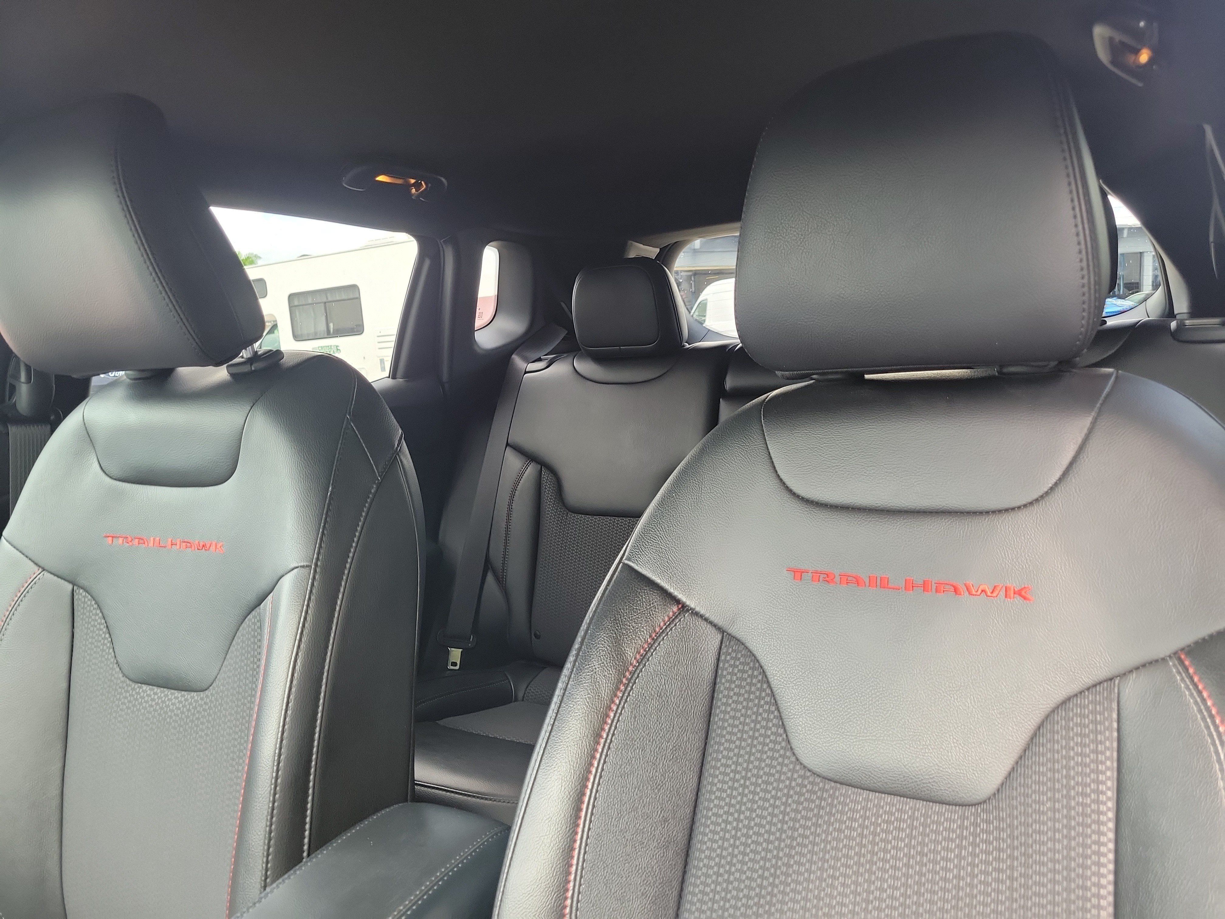 Used 2023 Jeep Compass Trailhawk AWD/4WD image 12
