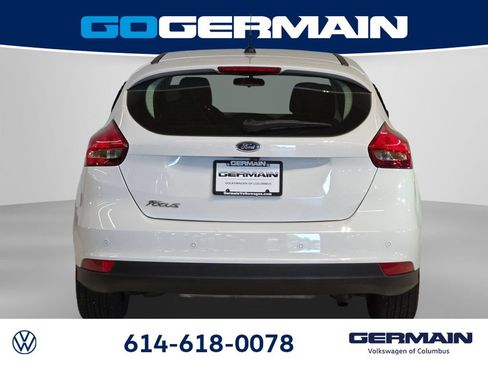 Used 2018 Ford Focus SEL w/ Cold Weather Package FWD image 10