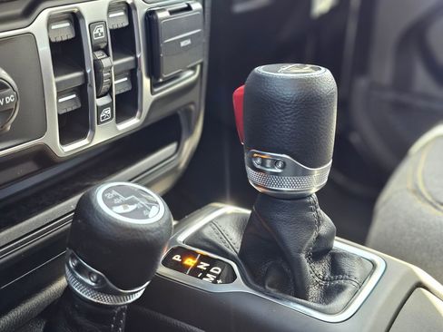 New 2026 Jeep Gladiator Sport image 15