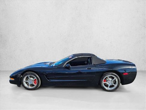 Used 2003 Chevrolet Corvette Convertible w/ Preferred Equipment Group1 image 9