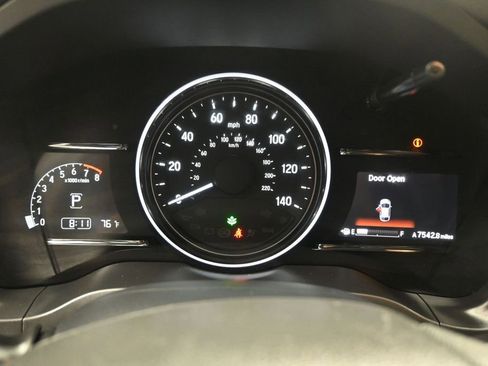 Used 2022 Honda HR-V EX image 11