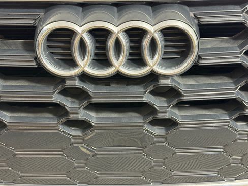 Used 2023 Audi Q5 2.0T Premium w/ Convenience Package AWD/4WD image 26
