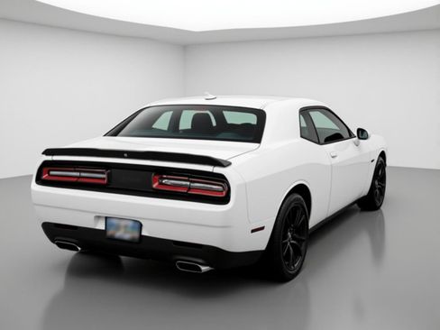 Used 2016 Dodge Challenger R/T Plus image 2