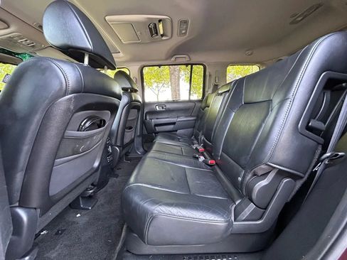 Used 2010 Honda Pilot Touring image 12