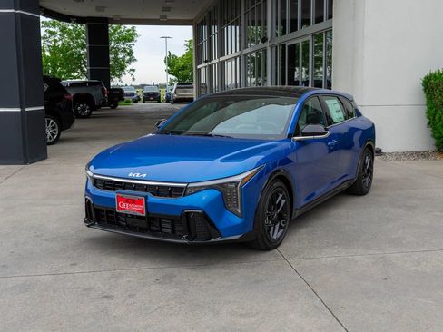 New 2026 Kia K4 GT-Line Turbo FWD image 3