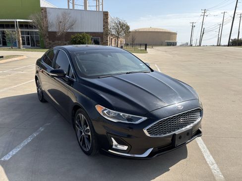 Used 2020 Ford Fusion Titanium image 6