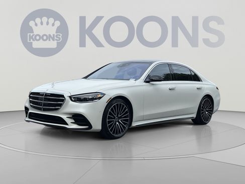Used 2022 Mercedes-Benz S 580 4MATIC Sedan w/ AMG Line Package image 1