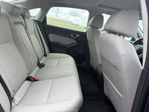 Certified 2022 Honda Civic EX image 17