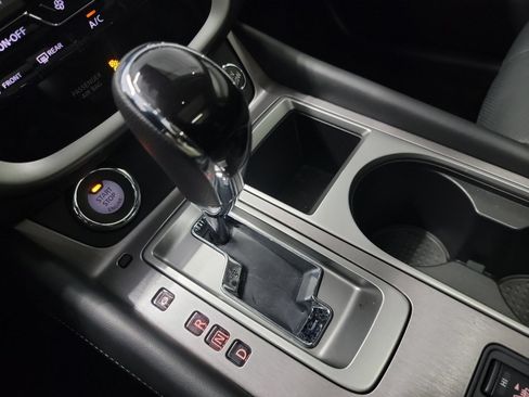 Used 2024 Nissan Murano SL FWD image 27