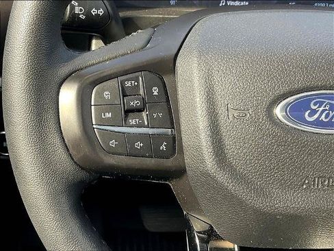 Certified 2025 Ford Ranger Lariat w/ Black Appearance Package AWD/4WD image 14