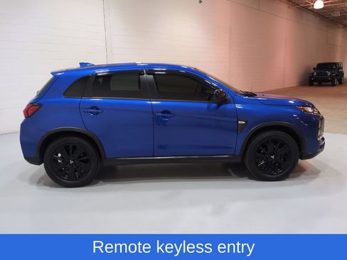 Used 2023 Mitsubishi Outlander Sport LE AWD/4WD image 2