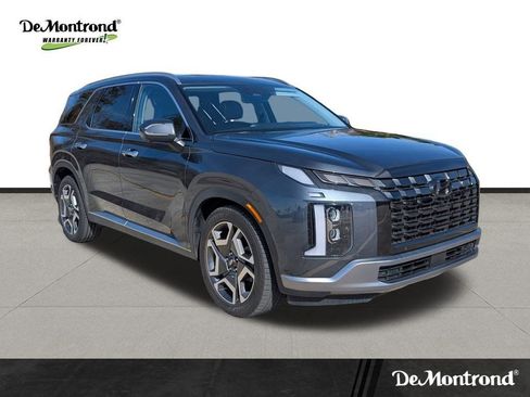 Used 2024 Hyundai Palisade Limited image 3