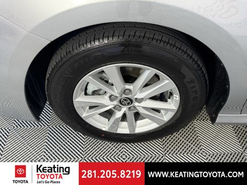 Used 2026 Toyota Camry LE w/ Convenience Package image 30