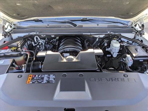 Used 2019 Chevrolet Tahoe LT image 24