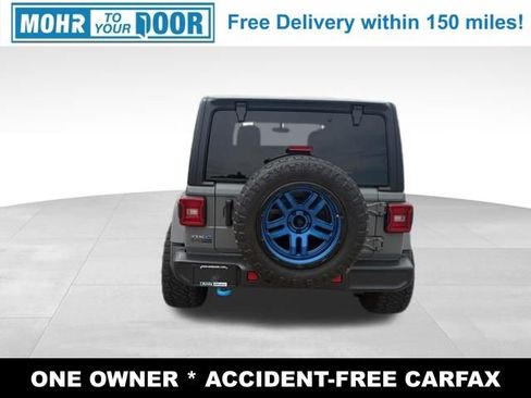 Used 2022 Jeep Wrangler Unlimited Sahara AWD/4WD image 4