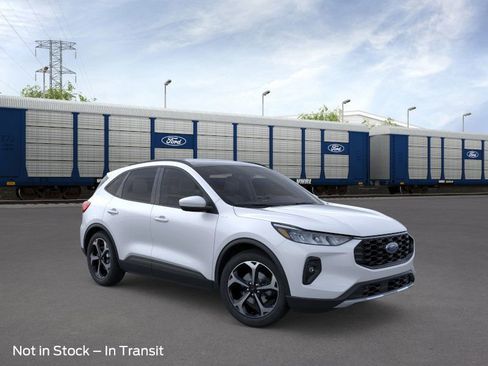 New 2026 Ford Escape ST-Line Select w/ Tech Pack #2 AWD/4WD image 7