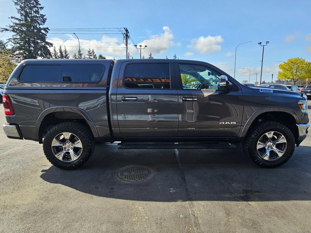 Used 2019 RAM 1500 Laramie AWD/4WD image 6