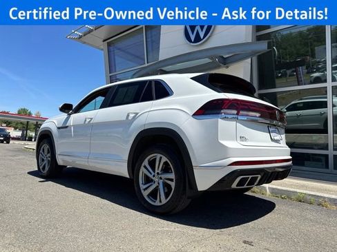 Certified 2024 Volkswagen Atlas Cross Sport SEL R-Line AWD/4WD image 3