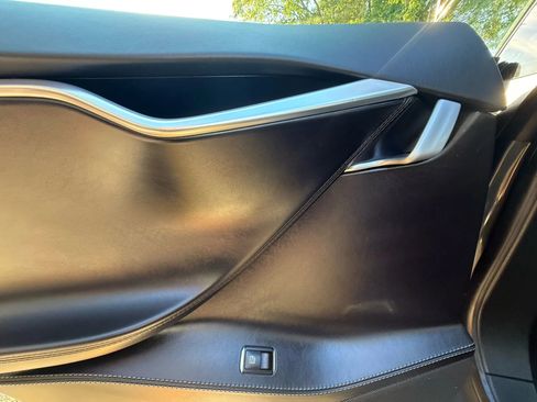 Used 2016 Tesla Model S 75 image 16