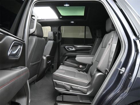 Used 2022 Chevrolet Tahoe RST w/ Luxury Package image 19