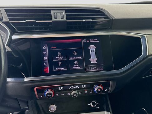Used 2019 Audi Q3 2.0T Premium Plus image 10