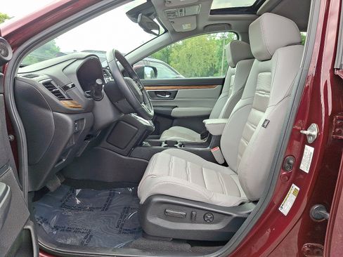 Used 2018 Honda CR-V Touring image 13