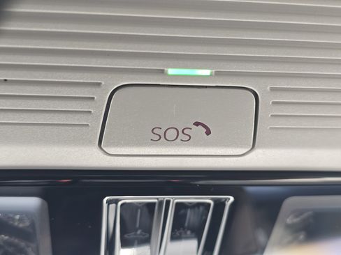 New 2026 Volkswagen Tiguan SE image 25