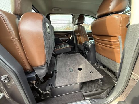 Used 2016 Nissan Titan Platinum Reserve image 39