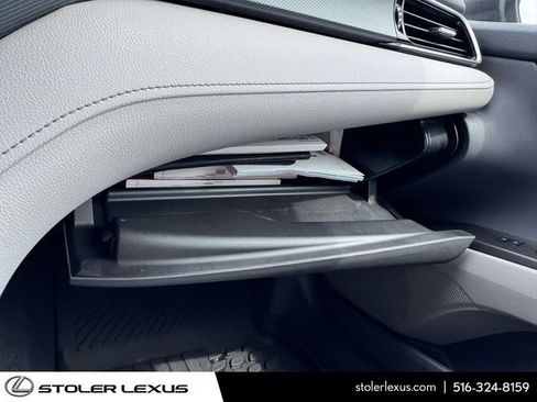 Used 2022 Toyota Camry SE AWD/4WD image 42