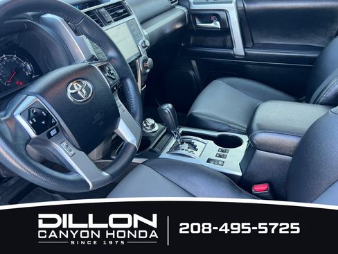 Used 2021 Toyota 4Runner SR5 Premium w/ Moonroof Package AWD/4WD image 40
