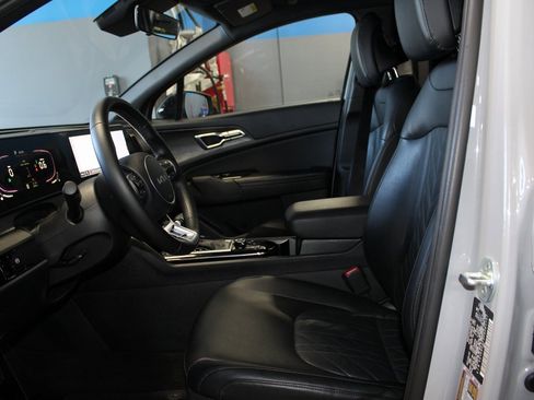 Used 2023 Kia Sportage X-Line image 12