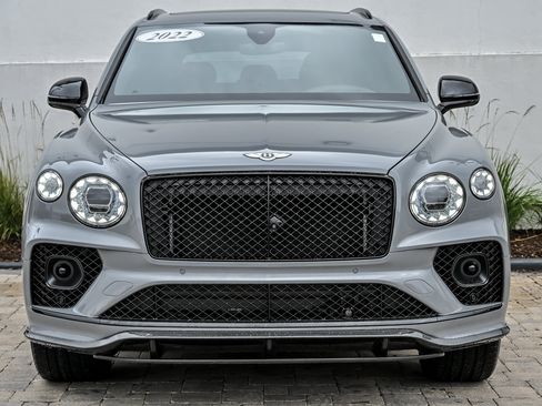 Used 2022 Bentley Bentayga AWD/4WD image 4