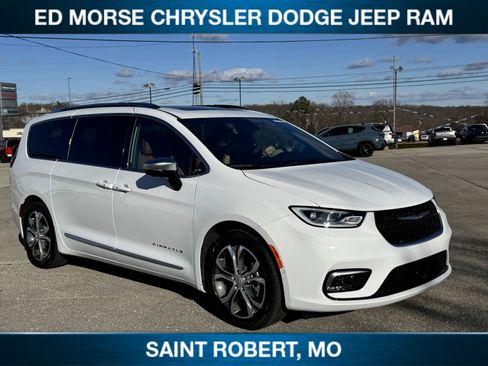 New 2026 Chrysler Pacifica Pinnacle FWD image 4