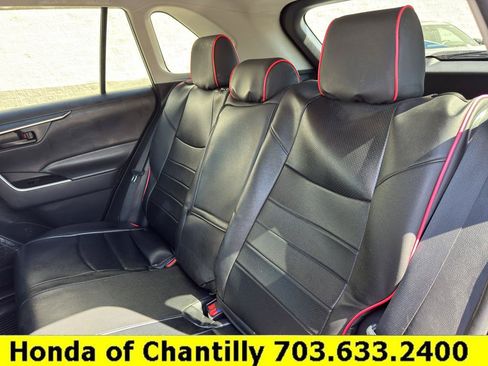 Used 2021 Toyota RAV4 LE AWD/4WD image 25