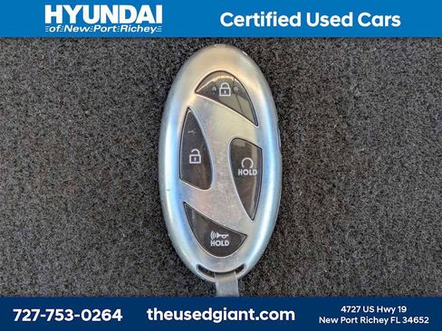 Used 2024 Hyundai Elantra SEL image 30
