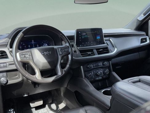 Used 2023 Chevrolet Suburban RST RWD image 36