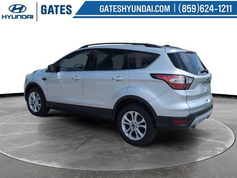 Used 2018 Ford Escape SE AWD/4WD image 7