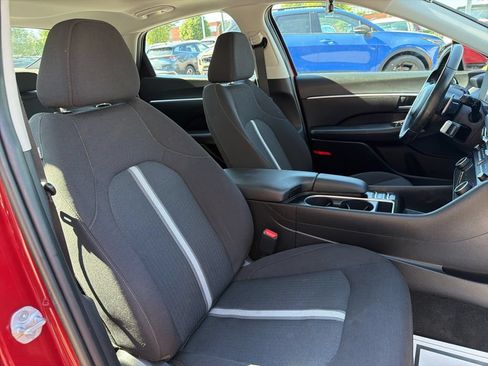 Used 2024 Hyundai Sonata SEL w/ Convenience Package FWD image 11