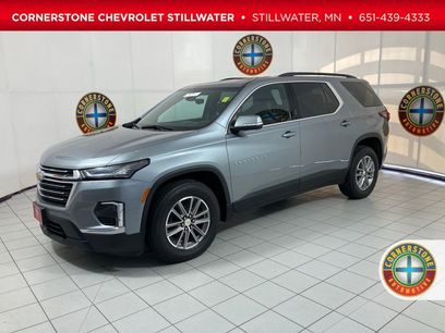 Used 2023 Chevrolet Traverse LT w/ Rear Camera Mirror Package