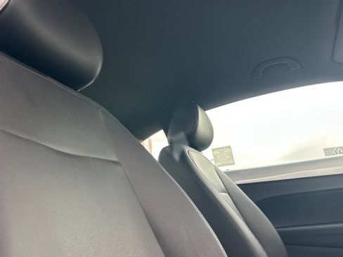 Used 2013 Volkswagen Beetle 2.5 FWD image 16