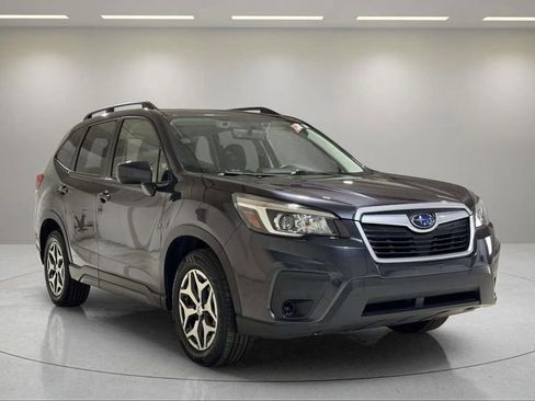 Used 2019 Subaru Forester Premium AWD/4WD image 1