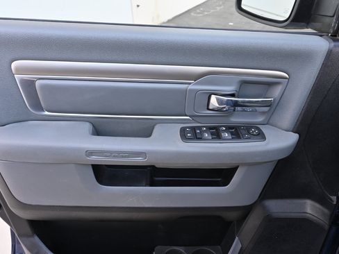 Used 2015 RAM 1500 Big Horn AWD/4WD image 33