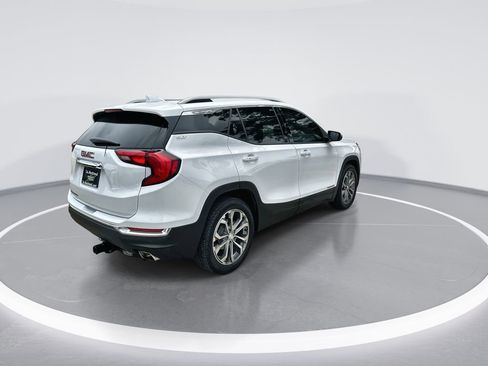 Used 2020 GMC Terrain SLT w/ Preferred Package FWD image 8