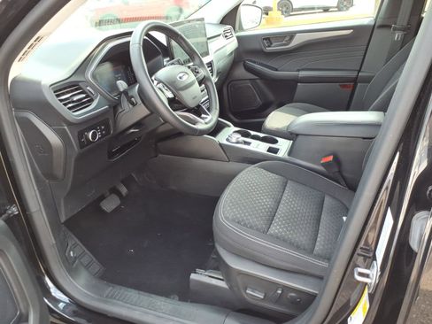 Certified 2023 Ford Escape Active w/ Tech Pack #1 AWD/4WD image 11