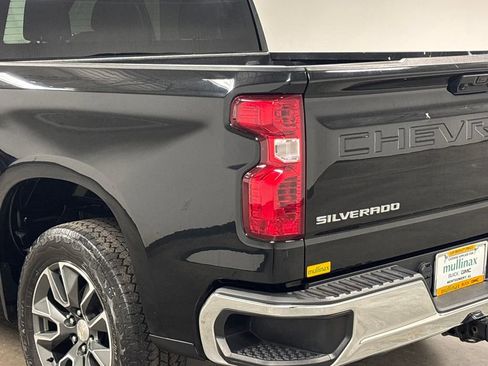 Certified 2023 Chevrolet Silverado 1500 LT image 18