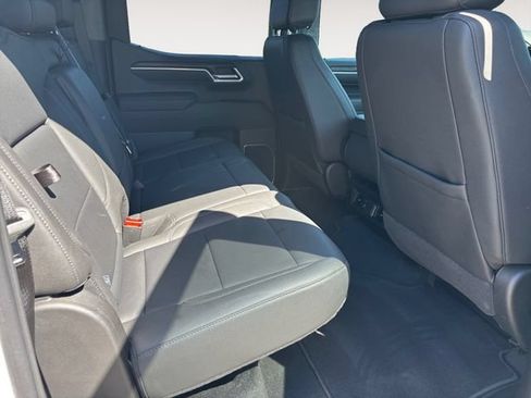 Used 2026 GMC Sierra 1500 SLT AWD/4WD image 13